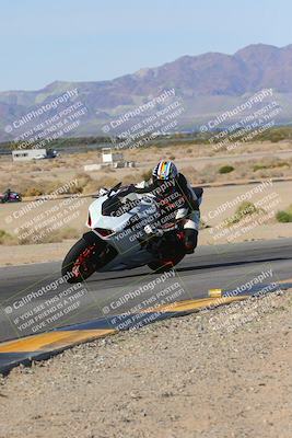 media/Dec-10-2023-SoCal Trackdays (Sun) [[0ce70f5433]]/Turn 9 Inside Set 1 (1115am)/